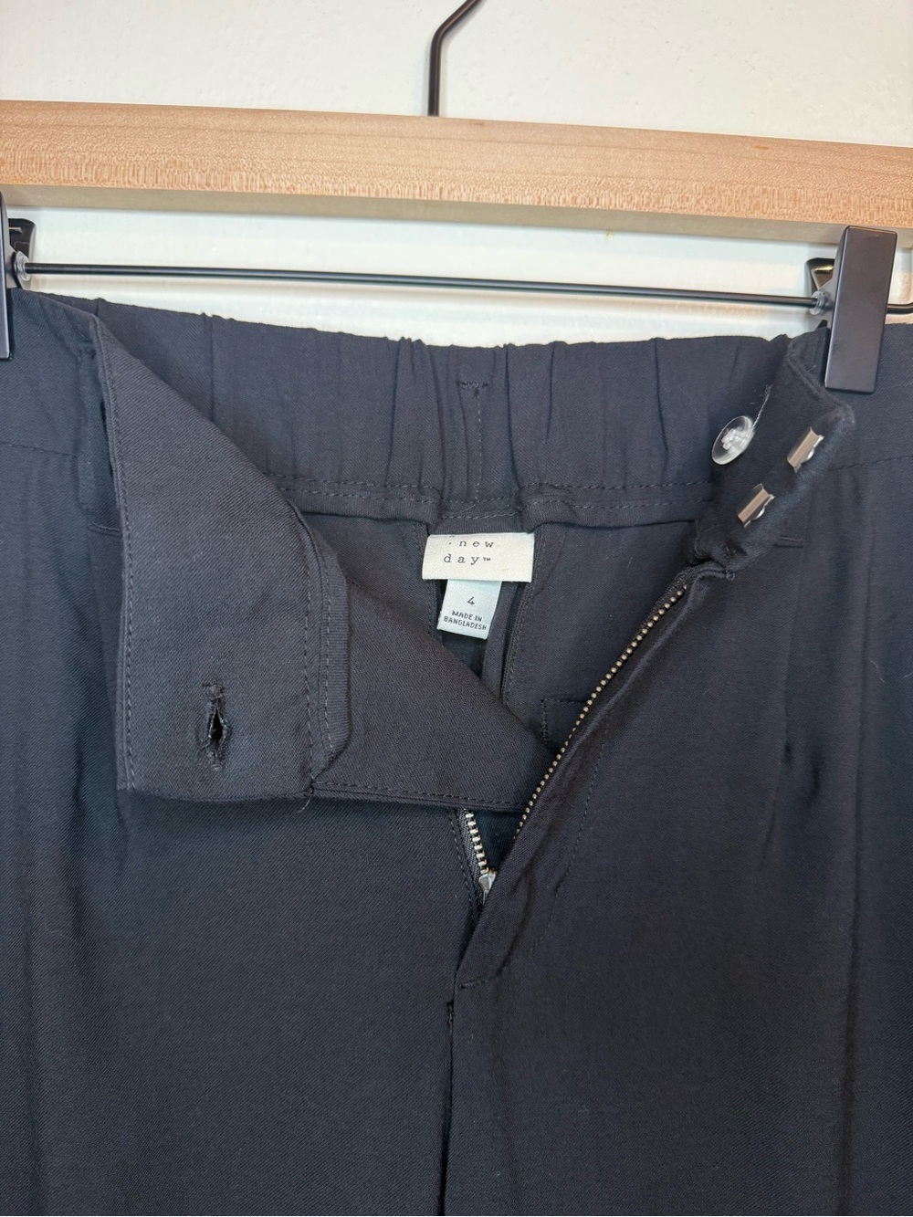 a new day Black Straight-Leg Women's Pants - Size 4 - Picture 4 of 5